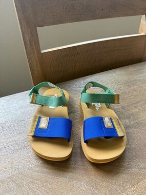 The North Face Kids Blue, Green & Tan Adjustable Strap Sandals